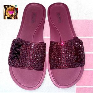 Michael Kors MK Logo Slides! 🌸❤️💋